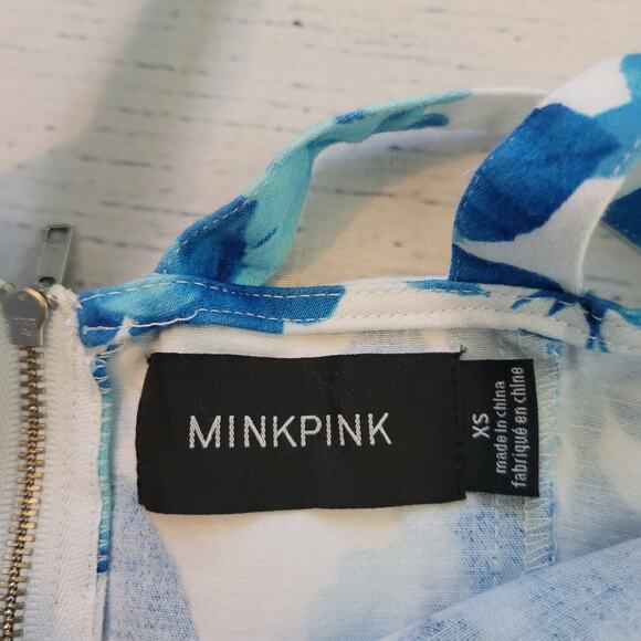 MinkPink Size XS	Blueberry Bloom Ivory and Blue Floral Print Romper Pleated - Picture 8 of 12